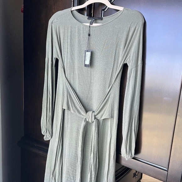 NWT BCBGMaxAzria tie dress long sleeve - Picture 1 of 8